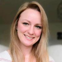 Hansbauer, Rebecca